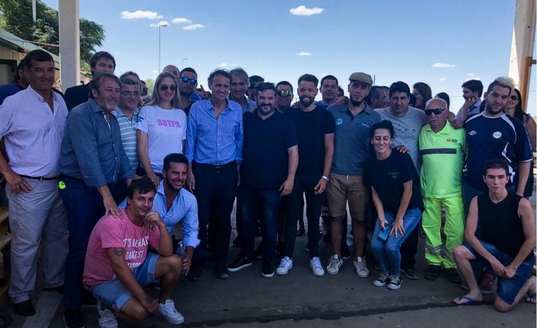 El Gobierno se comprometió a sostener los empleos en los corredores viales y reubicar a los despedidos del macrismo
