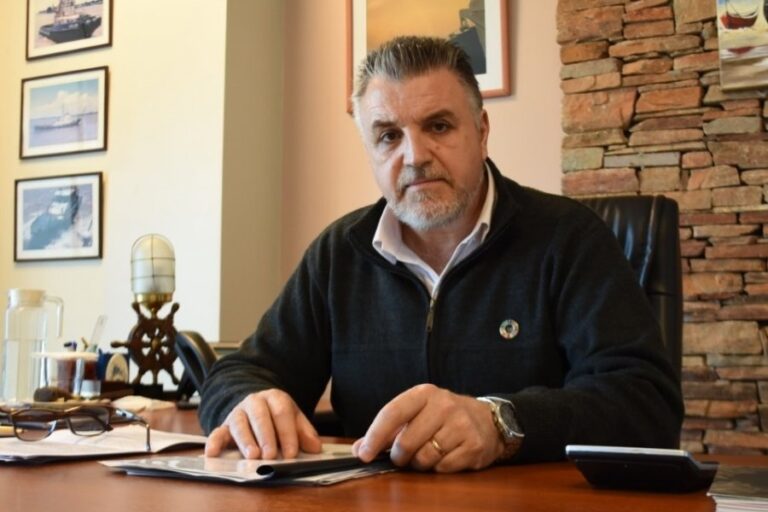 Mariano Moreno cuestionó al Gobierno por la regulación sobre las Obras Sociales