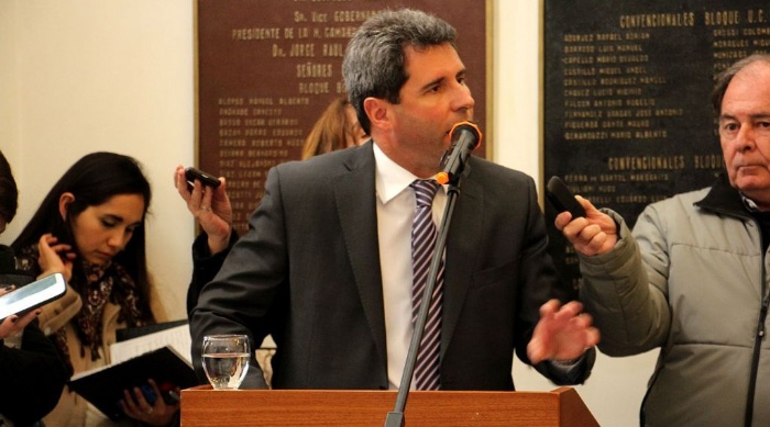El gobernador de San Juan indicó que “no hay posibilidades de reabrir paritarias”