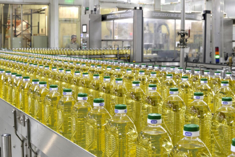 Aceiteros definen un plan de lucha frente a la reforma laboral y exigen un salario mínimo de 2,8 millones de pesos