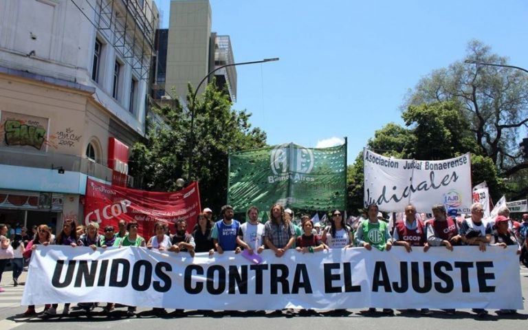 Gremios estatales exigen a Vidal aumento salarial: empieza el paro con movilización de ATE, AJB y Cicop