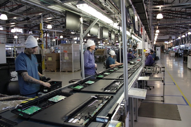 Ante la eliminación de aranceles a productos importados, la UOM anunció un paro total en empresas electrónicas fueguinas