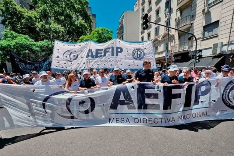 Trabajadores de AFIP realizan un apagón informático