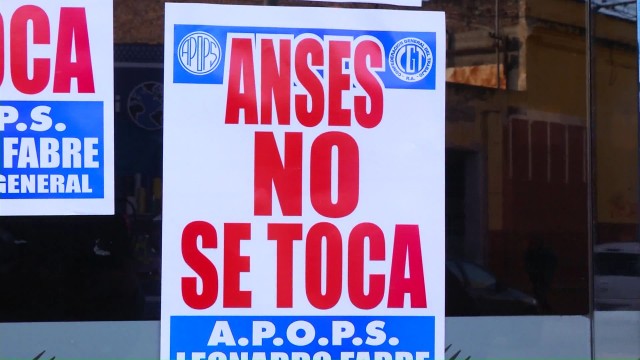 Trabajadores de ANSES realizaron un paro contra “el vaciamiento” del fondo de garantía