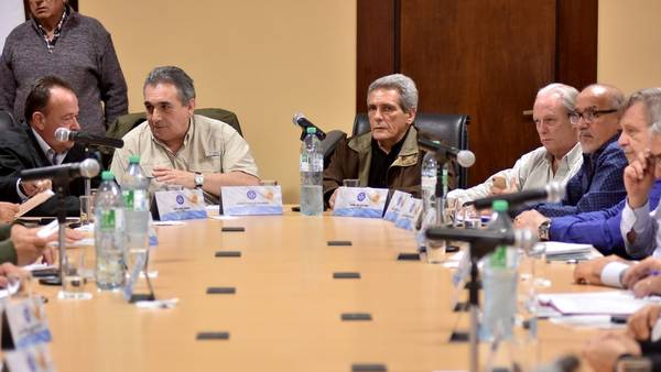 La CGT aprobó el bono de $2.000 y se suma a la marcha por la Ley de Emergencia Social