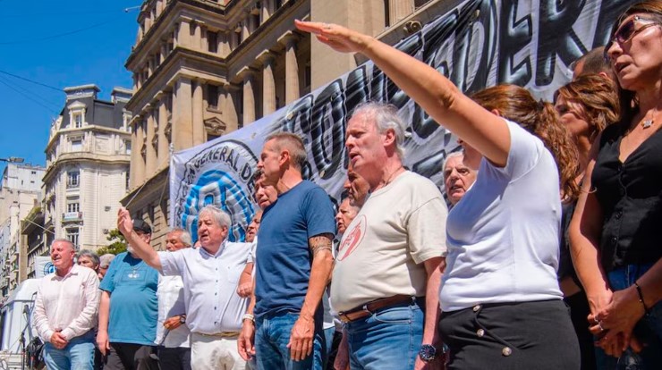 La CGT traslada la batalla contra la reforma laboral a la Justicia