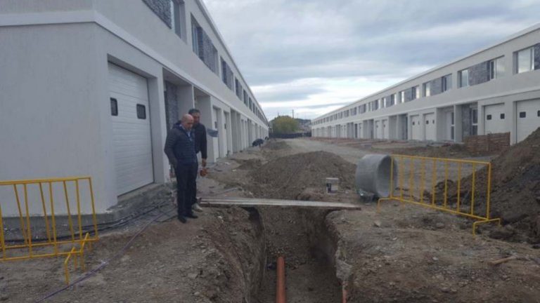 Llugdar recorrió obras de petroleros y de la mutual del gremio
