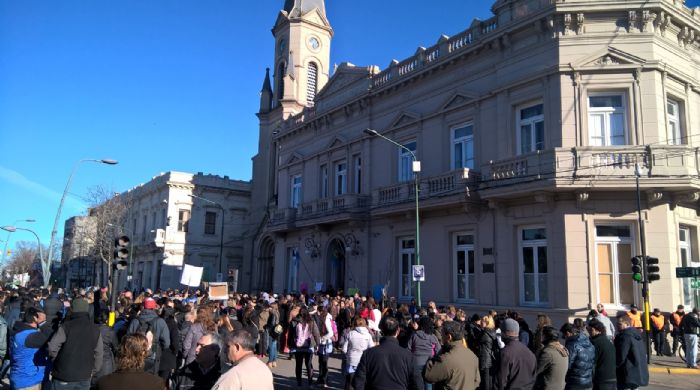 Junín: continúan las negociaciones por el bono de fin de año