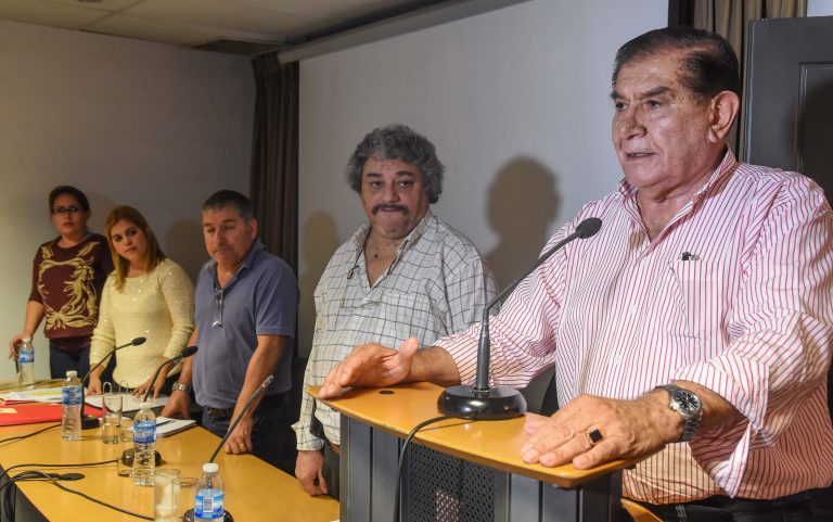 Guillermo Pereyra anunció su continuidad como titular de Petroleros