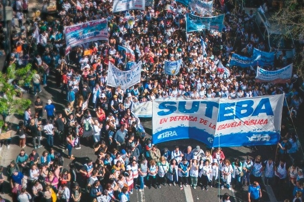 SUTEBA dijo presente la Marcha Federal Universitaria