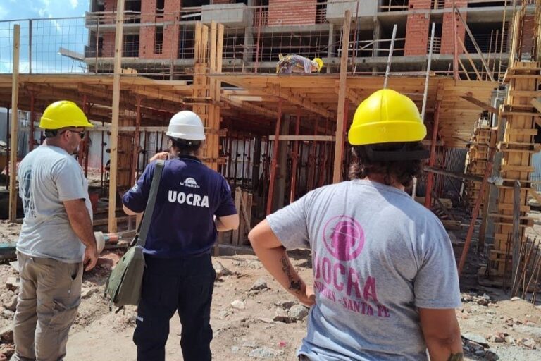 UOCRA cerró acuerdo salarial con aumento para enero y febrero de 2026