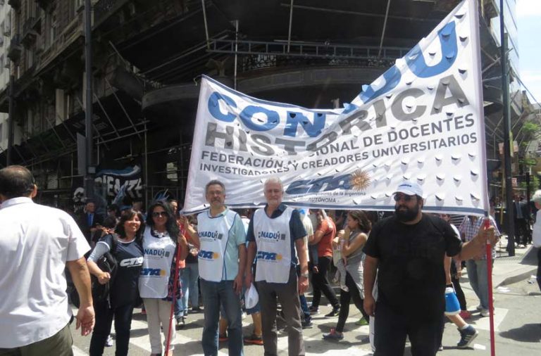 La Conadu histórica llama a parar una semana en todas las universidades del país