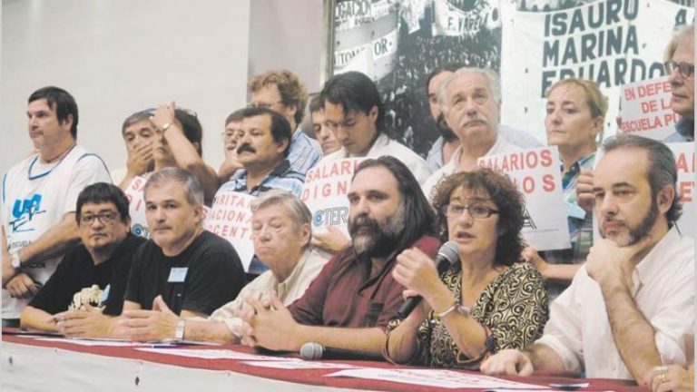 Los gremios advierten que el inicio de clases fue parcial y piden paritarias