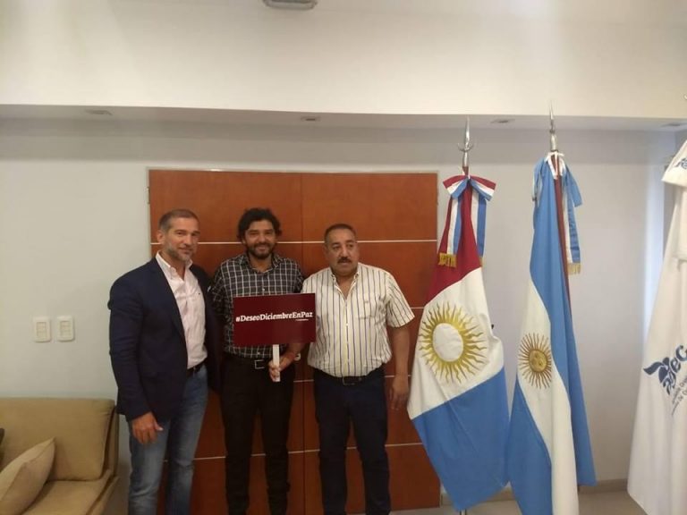 Gremios cordobeses firman el compromiso por un «diciembre en paz»
