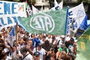 Fuerte rechazo a la privatización del servicio de limpieza en la Escuela Pública