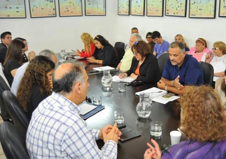 El Gobierno nacional acordó con UPCN un aumento superior al 1% mensual